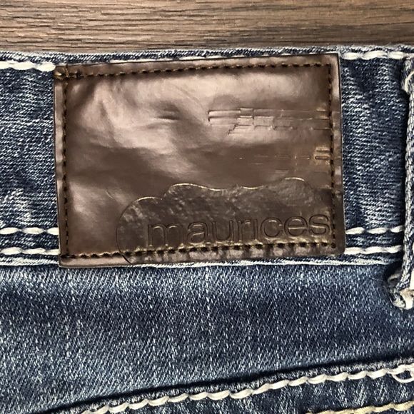 Maurices Denim Jeans Jeggings Distressed  Patch BOHO 3 Long Stretch - Picture 2 of 14